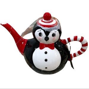 NWT Johanna Parker Carnival Cottage Penguin Teapot